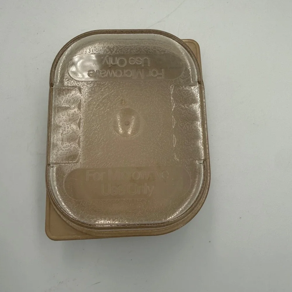 Anchor Hocking Micro-Ware Tan Rectangular Baking Dish with Lid PH 503/W1